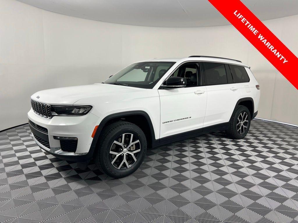 used 2023 Jeep Grand Cherokee L car, priced at $25,999