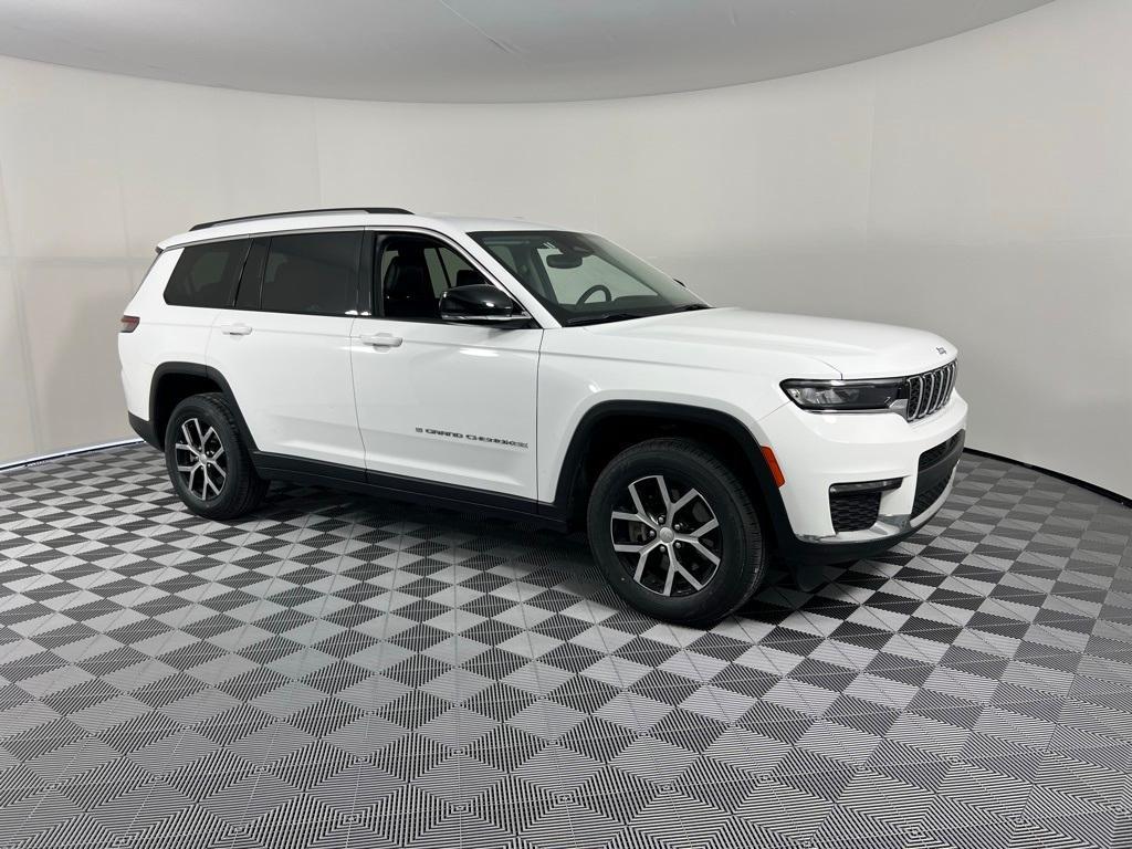 used 2023 Jeep Grand Cherokee L car, priced at $28,672