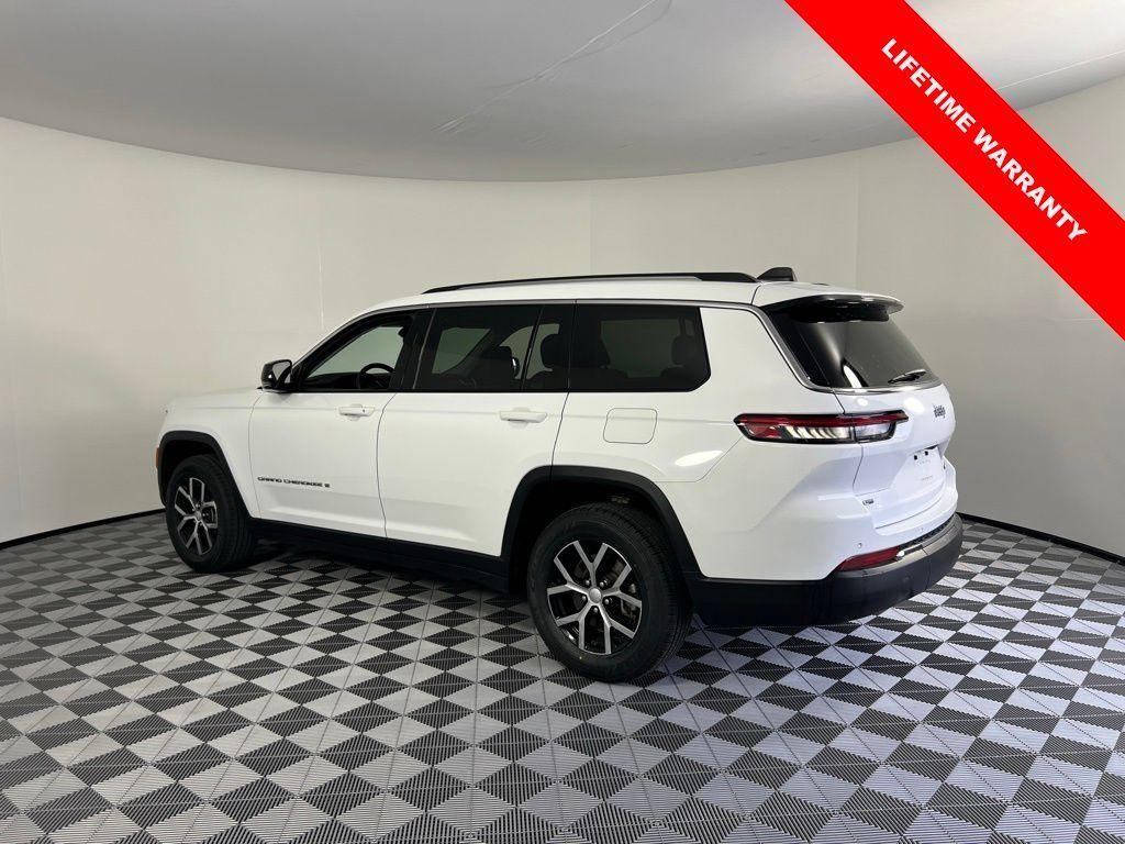 used 2023 Jeep Grand Cherokee L car, priced at $25,999