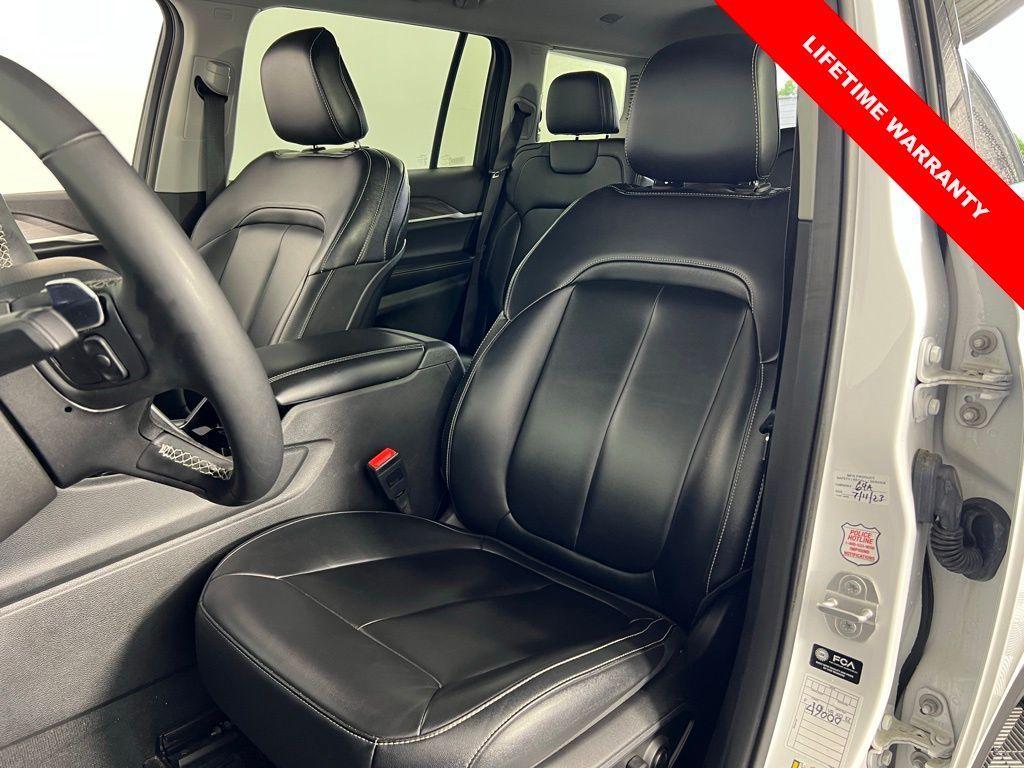 used 2023 Jeep Grand Cherokee L car, priced at $25,999