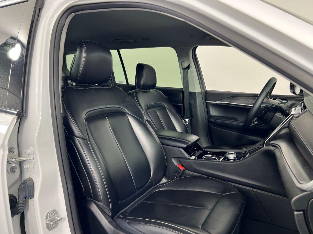 used 2023 Jeep Grand Cherokee L car, priced at $25,999