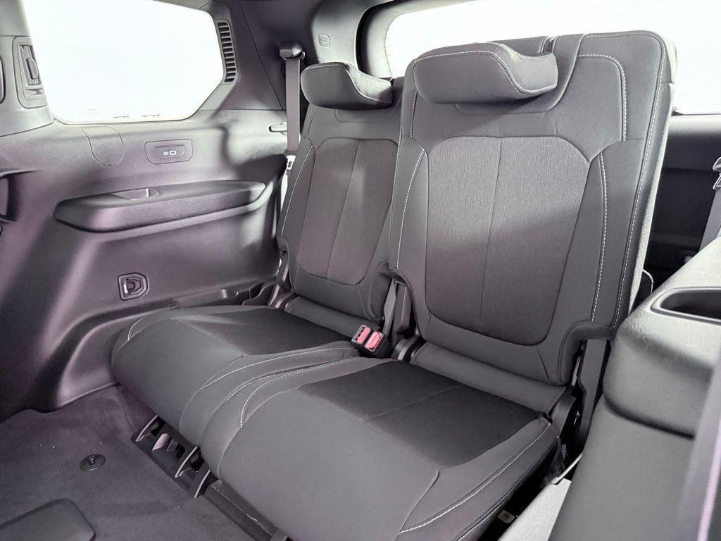 new 2025 Jeep Grand Cherokee L car, priced at $36,920