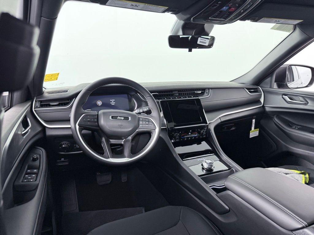 new 2025 Jeep Grand Cherokee L car, priced at $36,920