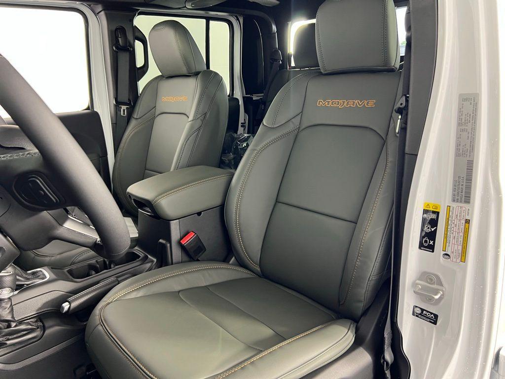 new 2025 Jeep Gladiator car, priced at $53,345