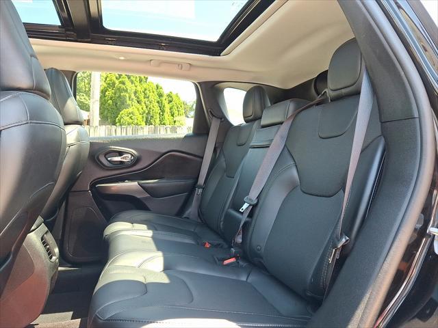 used 2019 Jeep Cherokee car, priced at $17,495
