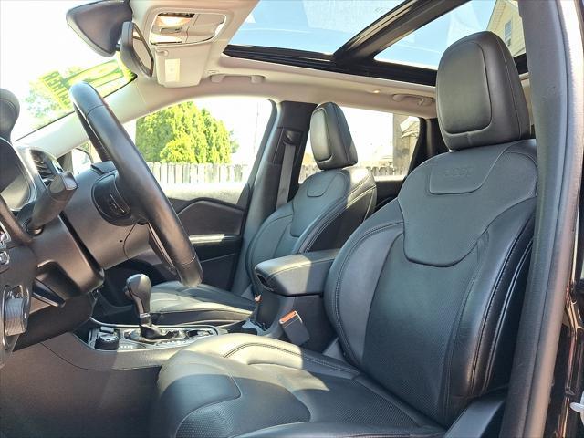 used 2019 Jeep Cherokee car, priced at $17,495