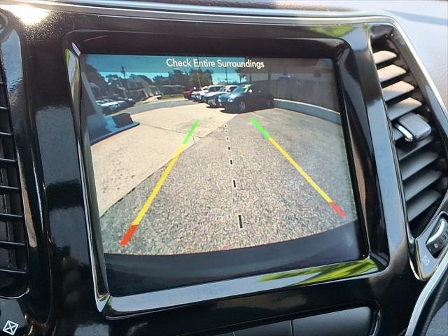 used 2019 Jeep Cherokee car, priced at $17,495