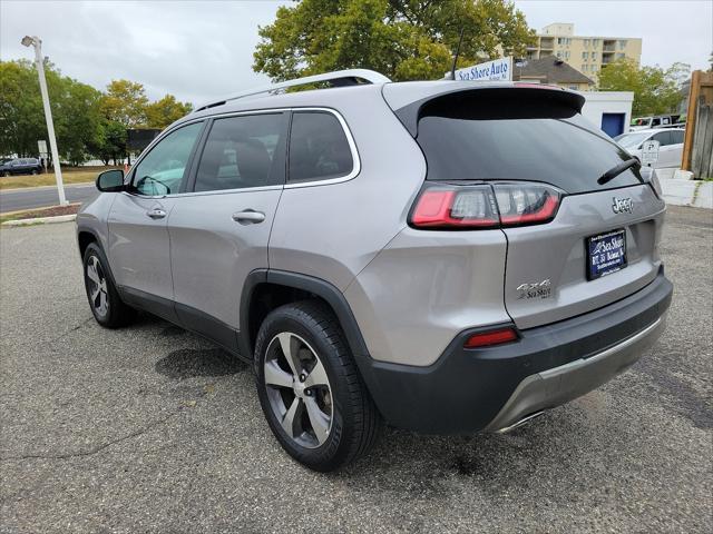 used 2019 Jeep Cherokee car, priced at $17,495