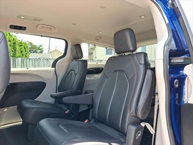 used 2019 Chrysler Pacifica car, priced at $13,550