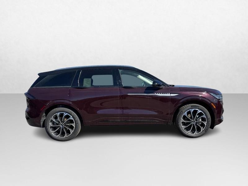 new 2025 Lincoln Nautilus car, priced at $63,455
