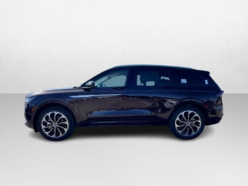 new 2025 Lincoln Nautilus car, priced at $63,455