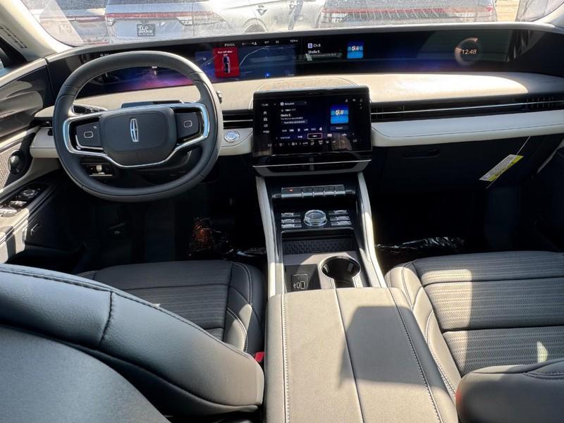 new 2025 Lincoln Nautilus car, priced at $63,455