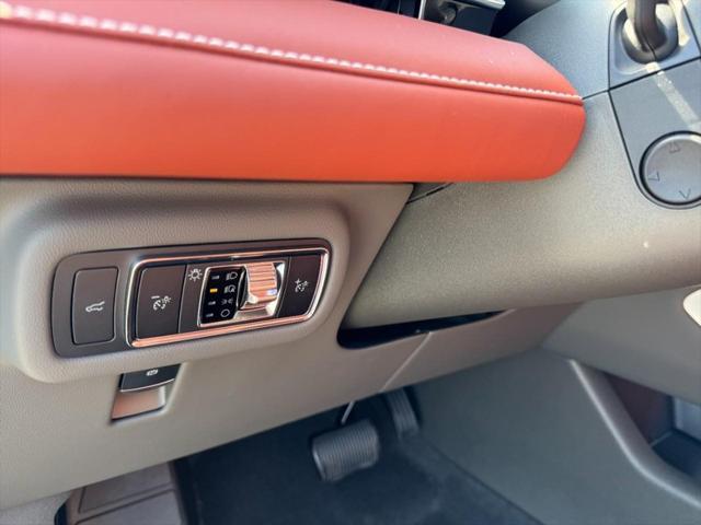 new 2024 Lincoln Nautilus car, priced at $72,012