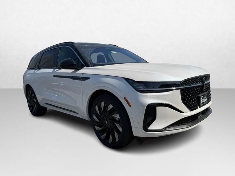 new 2024 Lincoln Nautilus car, priced at $70,361