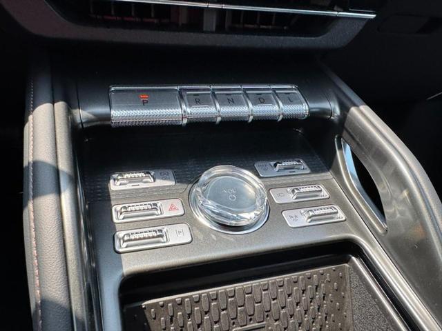 new 2025 Lincoln Nautilus car, priced at $65,910