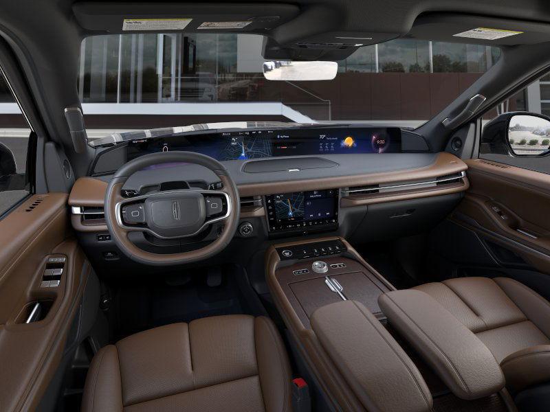 new 2025 Lincoln Navigator car, priced at $105,935