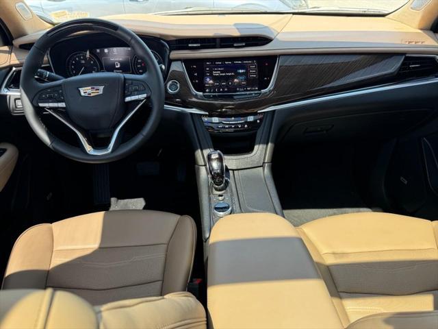 used 2025 Cadillac XT6 car, priced at $57,215