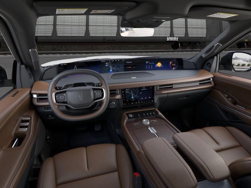 new 2025 Lincoln Navigator car, priced at $103,185