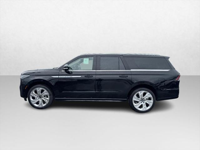 new 2025 Lincoln Navigator car, priced at $108,790