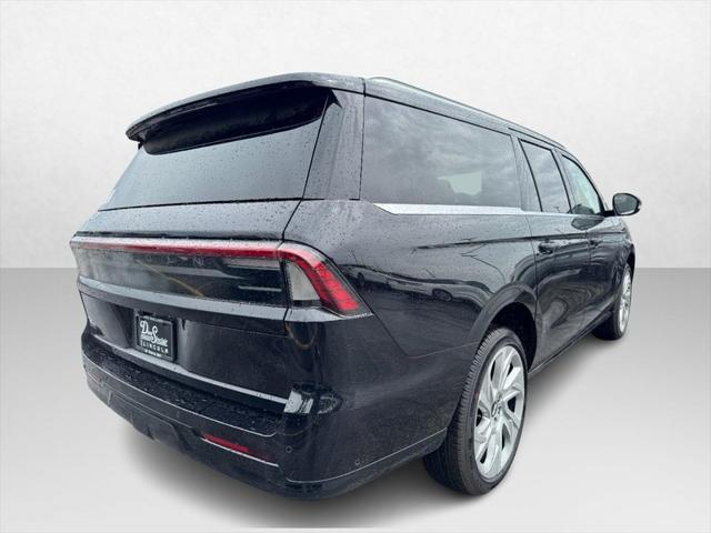 new 2025 Lincoln Navigator car, priced at $108,790