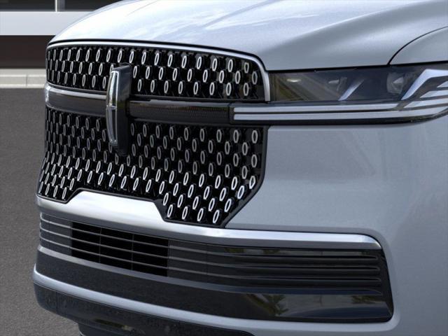 new 2025 Lincoln Navigator car, priced at $105,975