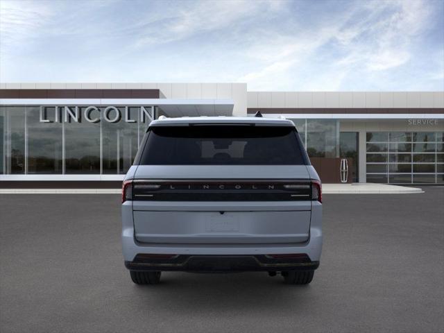 new 2025 Lincoln Navigator car, priced at $105,975