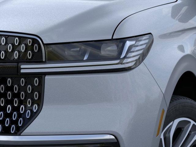new 2025 Lincoln Navigator car, priced at $105,975