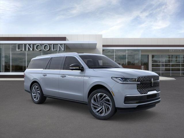 new 2025 Lincoln Navigator car, priced at $105,975
