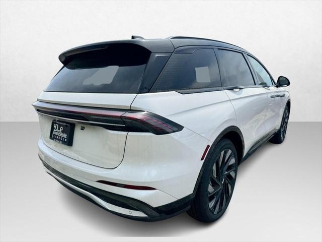 new 2025 Lincoln Nautilus car, priced at $64,133
