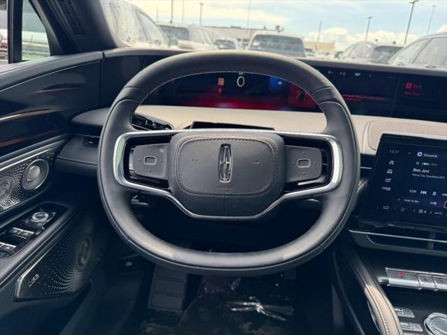 new 2025 Lincoln Nautilus car, priced at $64,133
