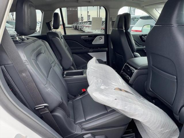 new 2025 Lincoln Aviator car, priced at $73,523