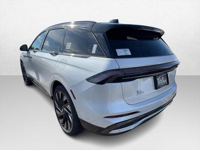 new 2024 Lincoln Nautilus car, priced at $63,422