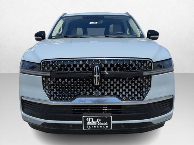 new 2025 Lincoln Navigator car, priced at $102,985
