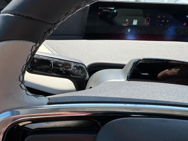 new 2025 Lincoln Navigator car, priced at $102,985