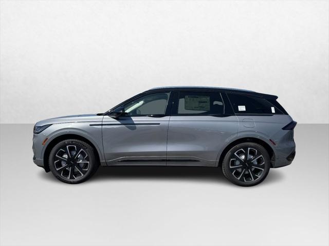 new 2025 Lincoln Nautilus car, priced at $60,178