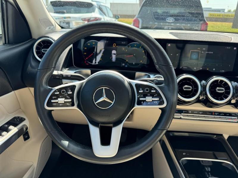 used 2021 Mercedes-Benz GLB 250 car, priced at $23,995
