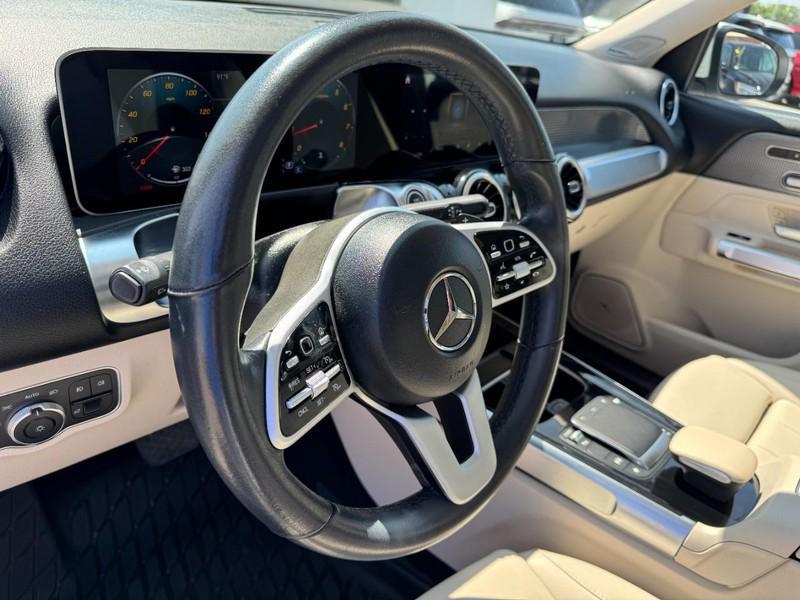 used 2021 Mercedes-Benz GLB 250 car, priced at $23,995