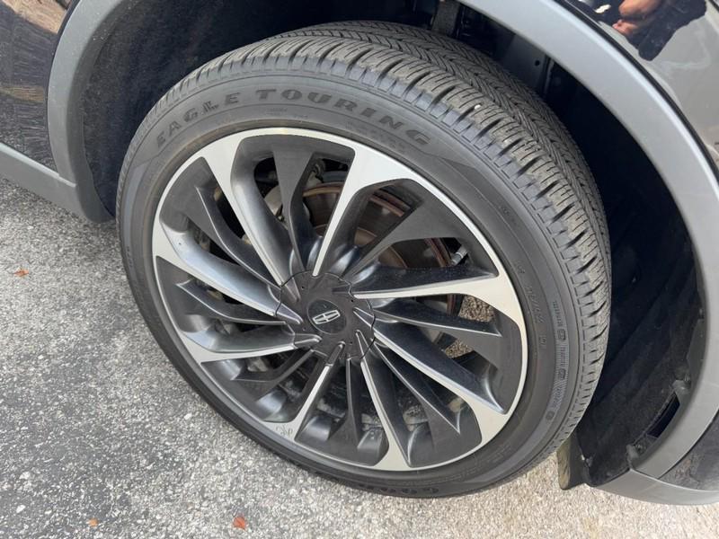 used 2025 Lincoln Aviator car, priced at $67,538