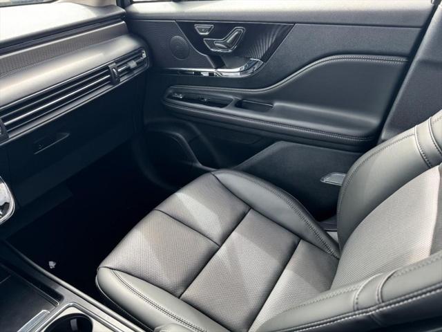 new 2025 Lincoln Corsair car, priced at $46,476
