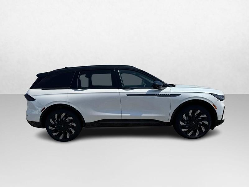 new 2025 Lincoln Nautilus car, priced at $70,910