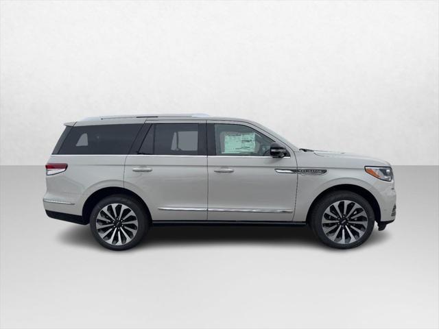 new 2024 Lincoln Navigator car, priced at $100,176