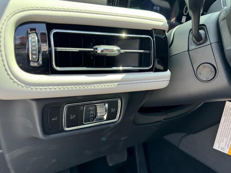 new 2025 Lincoln Aviator car, priced at $64,440