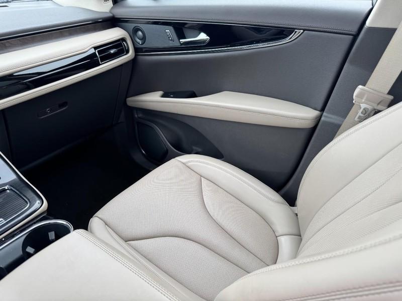 used 2023 Lincoln Nautilus car, priced at $44,000