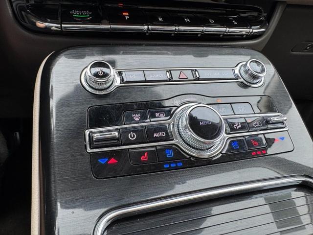 used 2023 Lincoln Nautilus car, priced at $44,000