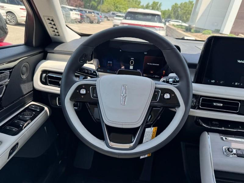 new 2025 Lincoln Aviator car, priced at $75,645
