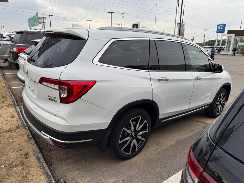 used 2022 Honda Pilot car, priced at $38,995