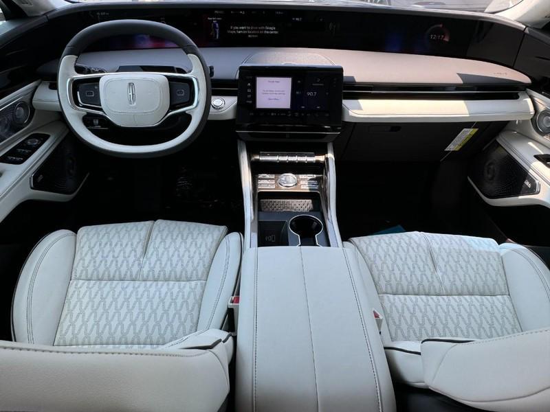 new 2024 Lincoln Nautilus car, priced at $69,217