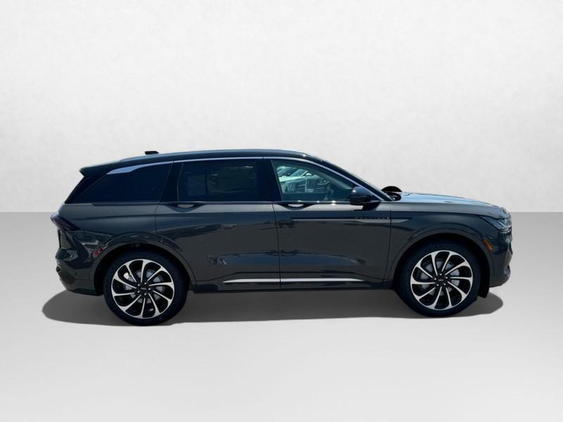 new 2024 Lincoln Nautilus car, priced at $69,217