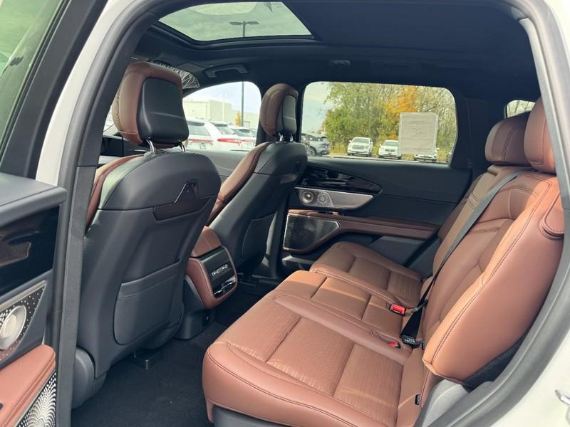 new 2026 Lincoln Nautilus car, priced at $74,295