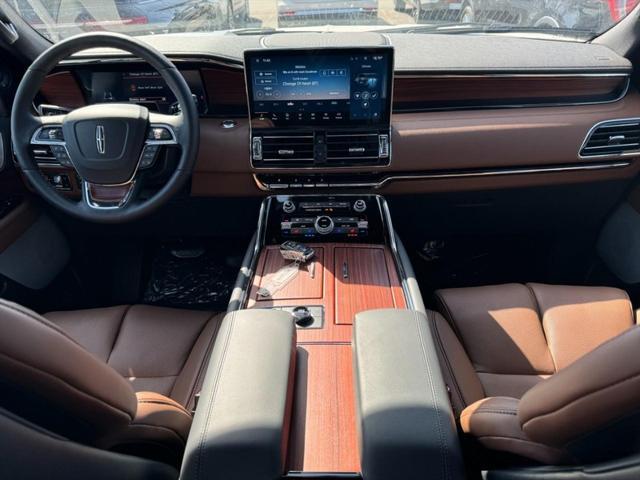 new 2024 Lincoln Navigator car, priced at $109,500